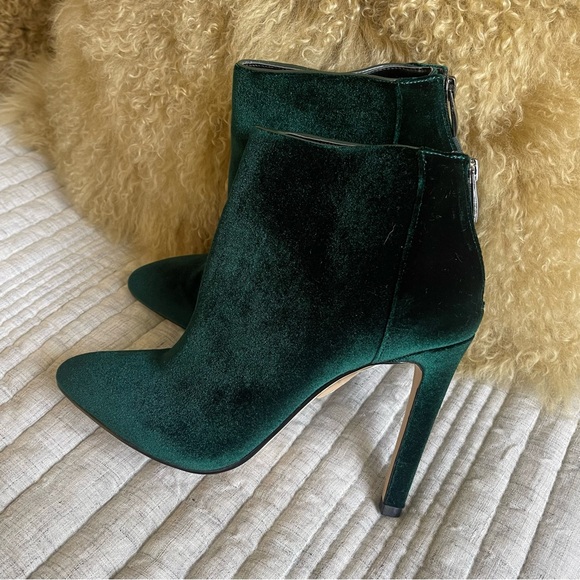 Emerald Green Stiletto Ankle Booties - Picture 1 of 9